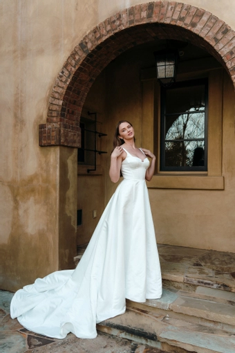 Evelyn Bridal Celine #1 frontface vertical thumbnail
