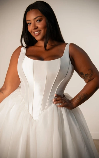 Stella York Plus Size #SY8222 #4 frontface vertical cropped thumbnail