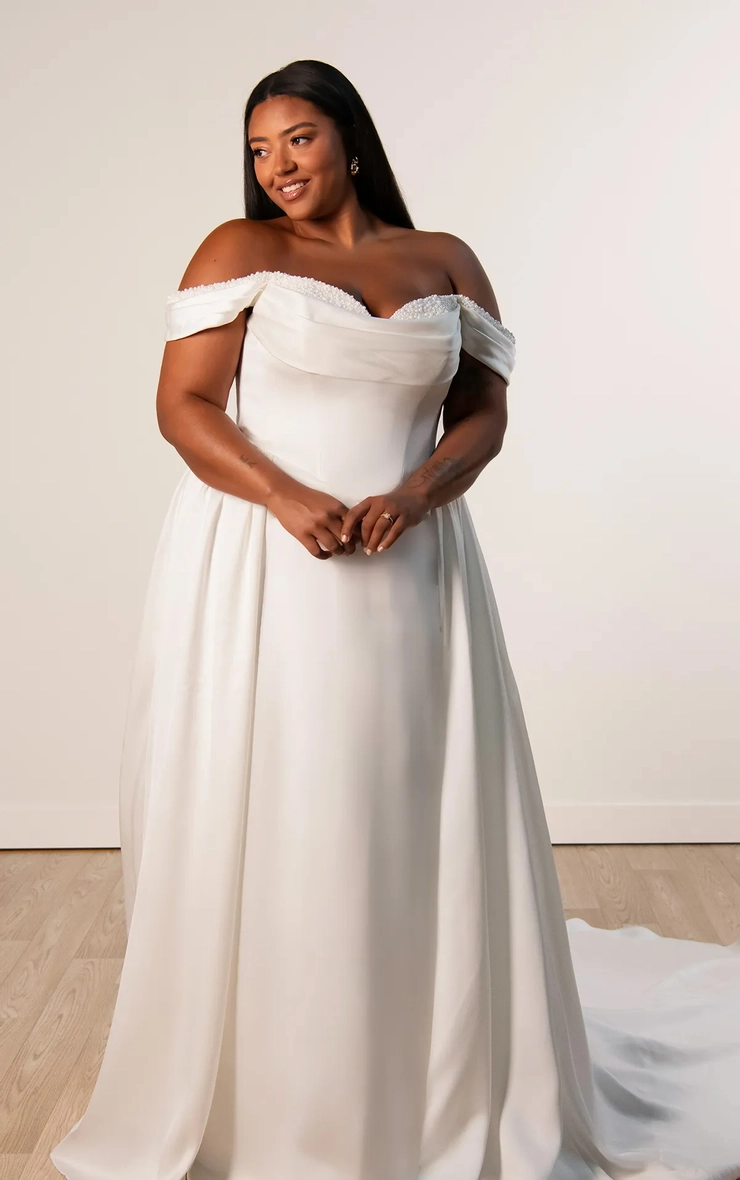 Stella York Plus Size - SY8236 | Stephanie Leigh Bridal