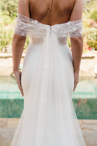 Nantes Collection by Evelyn Bridal Sara #9 backface vertical cropped thumbnail
