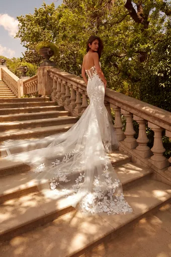 Milan Bridal Style #Alouise #1 default backface vertical thumbnail