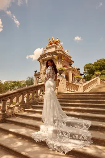 Milan Bridal Anitra #1 backface vertical thumbnail