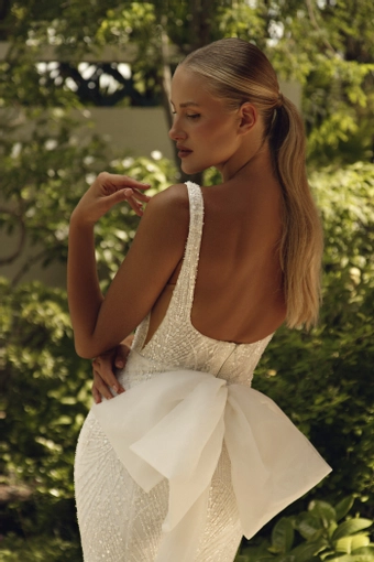 Elissar Style #1014 #6 backface vertical cropped thumbnail