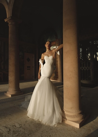 Elissar Style #1028 #3 frontface vertical thumbnail