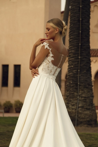 Elissar Style #1030 #5 backface vertical cropped thumbnail