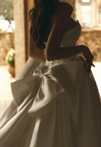 Elissar Marianna #7 backface vertical cropped thumbnail