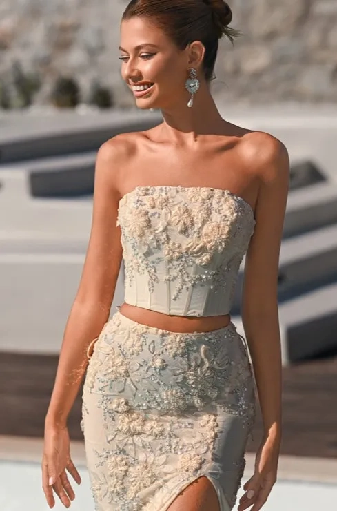 Portia and Scarlett Style #PS26088 #1 Cream frontface vertical cropped picture