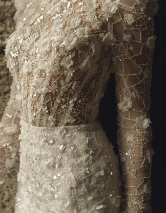 Elissar Eloisa #10 frontface vertical cropped thumbnail