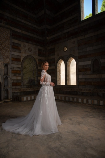 Elissar #0628 #1 vertical thumbnail
