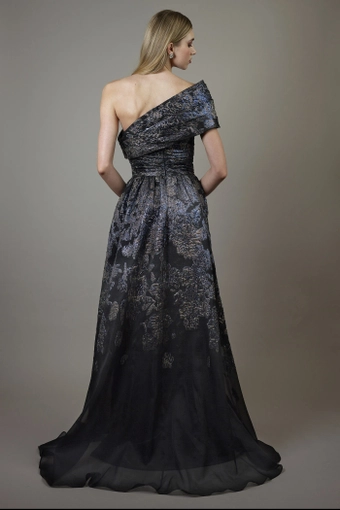 Janique #361050 #4 default backface vertical thumbnail