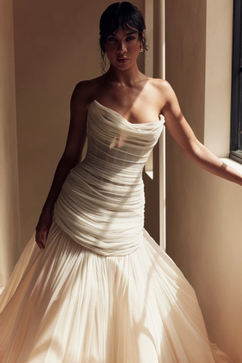 Leah Da Gloria Style #Bellamy #2 frontface vertical cropped thumbnail