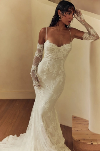 Leah Da Gloria Style #Bonnie #2 frontface vertical cropped thumbnail