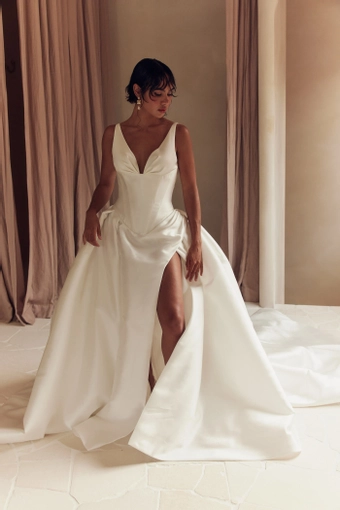 Leah Da Gloria Style #Carter #0 default frontface vertical thumbnail