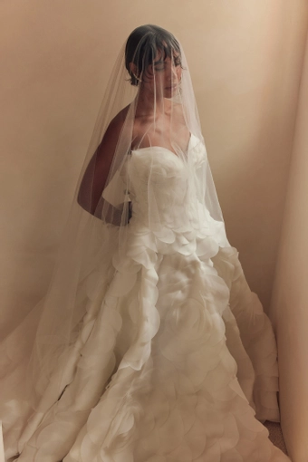 Leah Da Gloria Style #Dove #2 frontface vertical cropped thumbnail