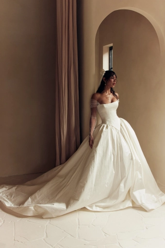 Leah Da Gloria Style #Elizabeth #1 default frontface vertical thumbnail