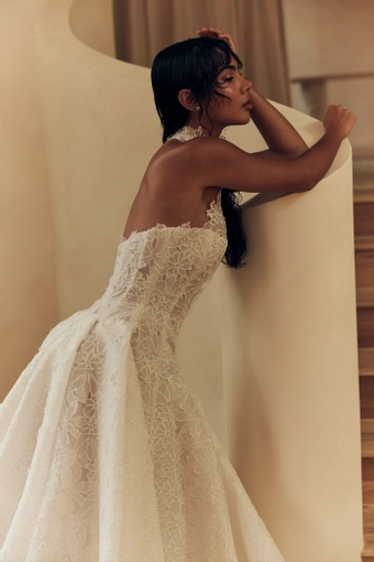 Leah Da Gloria Style #Iris #3 vertical cropped thumbnail