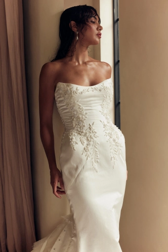 Leah Da Gloria Style #Tallulah #2 frontface vertical cropped thumbnail