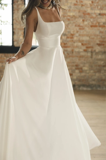 Maggie Sottero Galina #6 frontface vertical cropped thumbnail