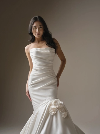Maggie Sottero Emelina #4 frontface vertical cropped thumbnail