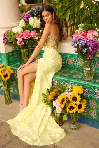 Ava Presley Style #42297 $3 backface vertical thumbnail