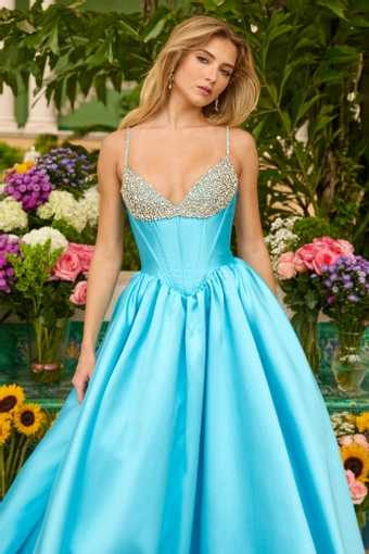 Ava Presley Style #42311 #5 frontface vertical cropped thumbnail