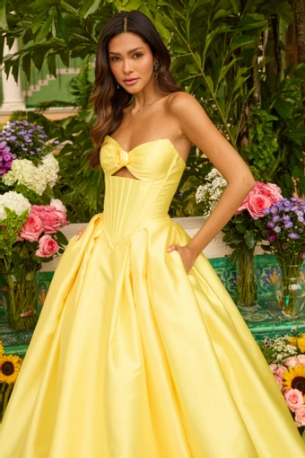 Ava Presley Style #47223 #7 frontface vertical cropped thumbnail