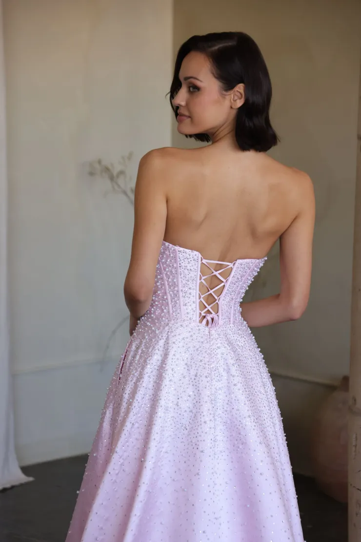 Ava Presley Style #47283 #5 backface vertical cropped picture