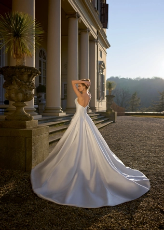 Randy Fenoli Jada #1 default backface vertical thumbnail