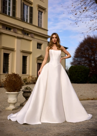 Randy Fenoli Jenna #0 default frontface vertical thumbnail