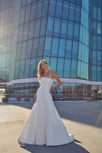 Eddy K Sky Raffey Style #SKY710 #1 frontface vertical thumbnail