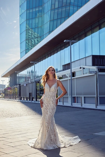 Eddy K Sky Guri Style #SKY712 #1 frontface vertical thumbnail