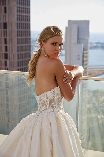 Eddy K Sky Amidala Style #SKY714 #4 backface vertical cropped thumbnail