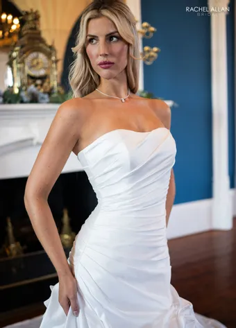 Lo'Adoro by Rachel Allan RB5130 #2 frontface vertical cropped thumbnail