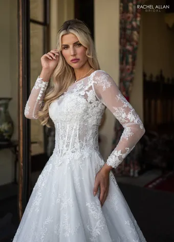 Lo'Adoro by Rachel Allan RB5132 #4 frontface vertical cropped thumbnail