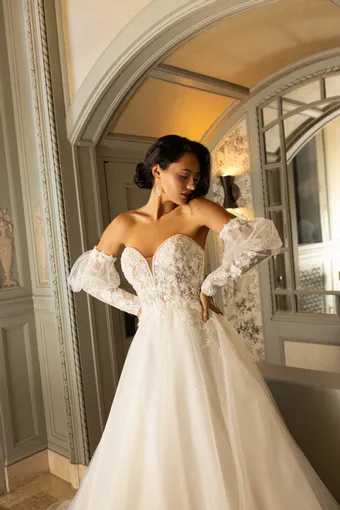 Florencia by Rachel Allan RB3212 #19 frontface vertical cropped thumbnail