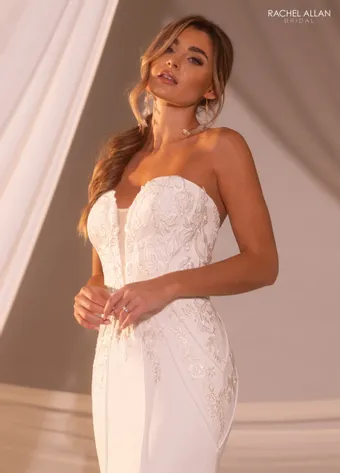 Boutique Collection Preview RB2221 #3 frontface vertical cropped thumbnail