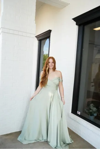 GEB Private Collection #0 default frontface vertical thumbnail