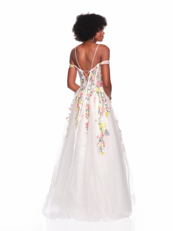 Dave & Johnny Style #12489 $1 default backface vertical thumbnail