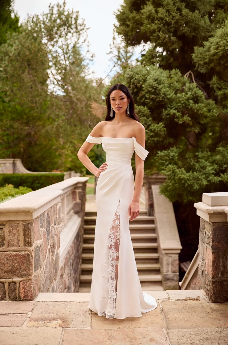 Paloma Blanca Style #P5175 Default Thumbnail Image