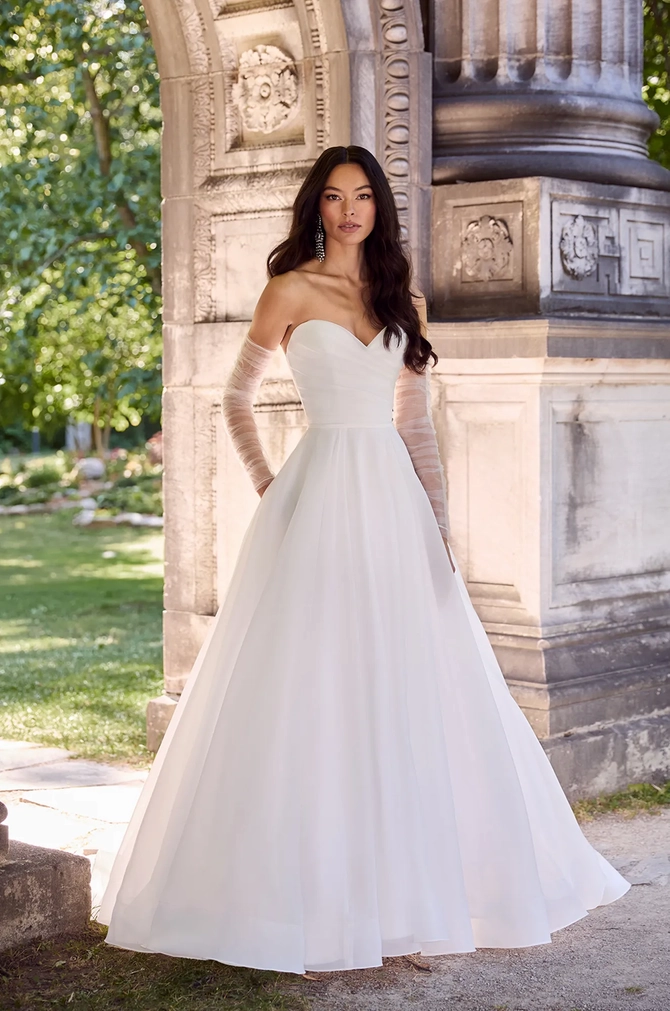 Paloma wool バラプリント ベアトップ アイボリー Paloma Blanca - P5182 | Brooke & June Bridal