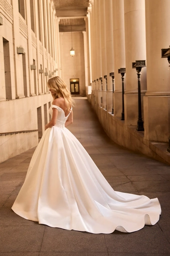 Mikaella Style M2575 #1 default backface vertical thumbnail