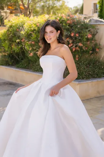 Allure Bridals Style #A1400A #4 frontface vertical cropped thumbnail
