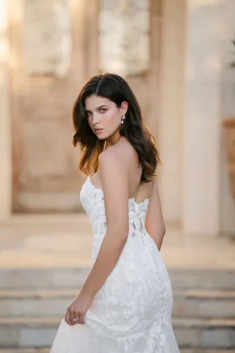 Allure Bridals A1401 #7 vertical thumbnail