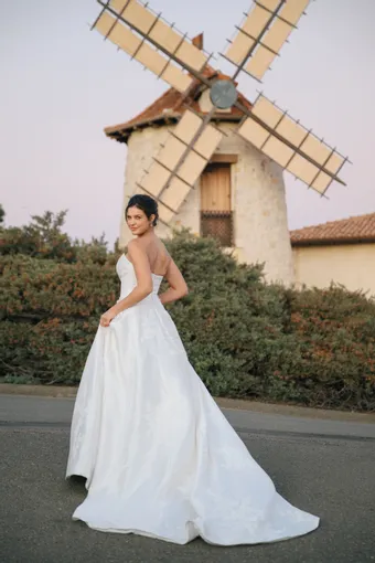 Allure Style A1407 #9 vertical thumbnail