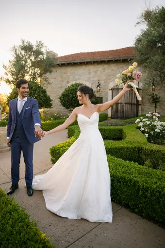 Allure Style A1407 #16 vertical thumbnail