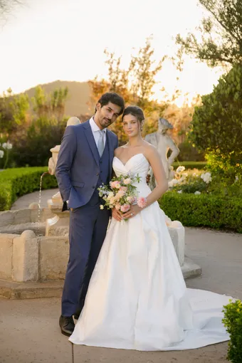 Allure Style A1407 #7 vertical thumbnail