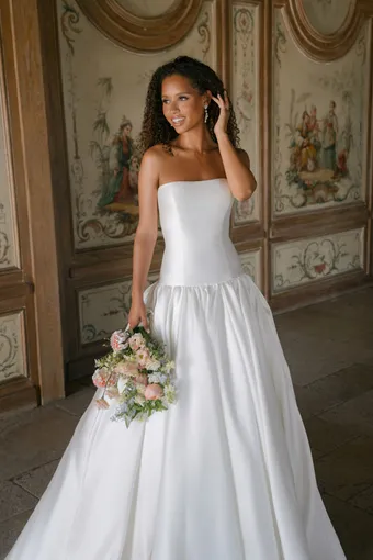 Allure Bridals Style #A1412 #6 frontface vertical cropped thumbnail