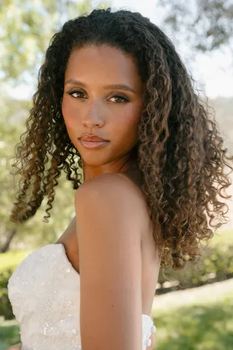 Allure Bridals Style #A1419 #6 frontface vertical cropped thumbnail