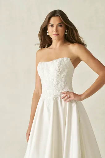 Allure Bridals Style #A1419 #4 frontface vertical cropped thumbnail