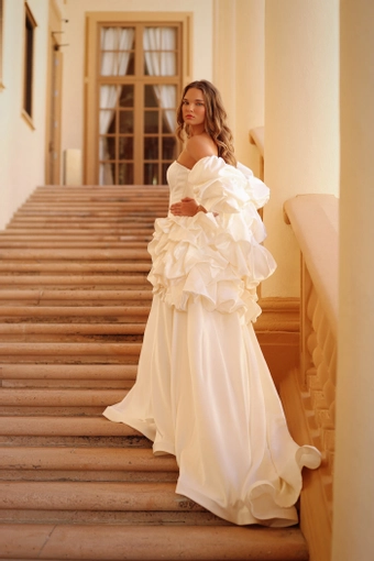 Zakaa Couture Antoinette #2 frontface vertical thumbnail